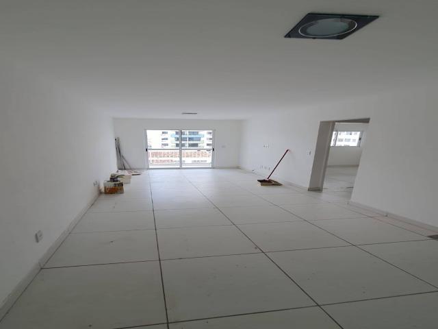 Apartamento para Venda em Campos dos Goytacazes - 4