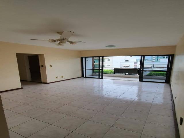 Apartamento para Venda em Campos dos Goytacazes - 5