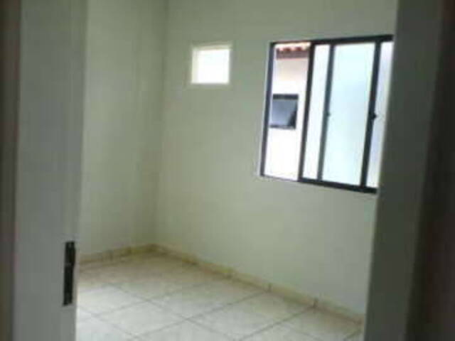 Apartamento para Venda em Campos dos Goytacazes - 4