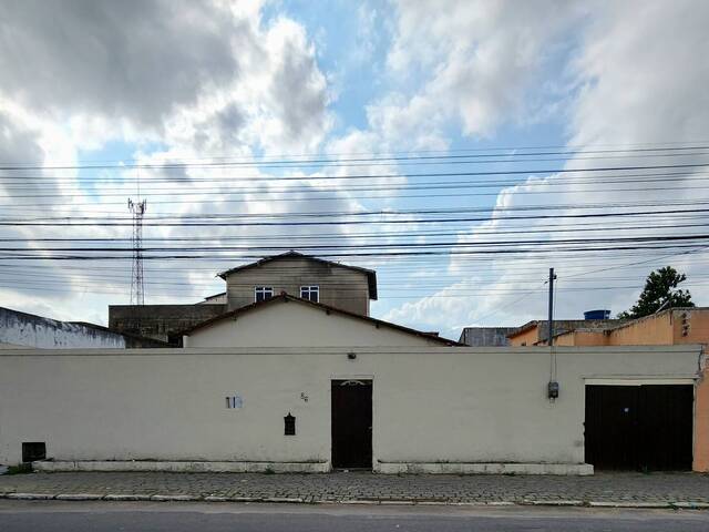 #111 - Casa para Locação em Campos dos Goytacazes - RJ - 1